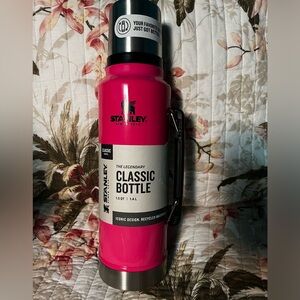 Stanley Neon Pink Classic Bottle Thermos BNWT